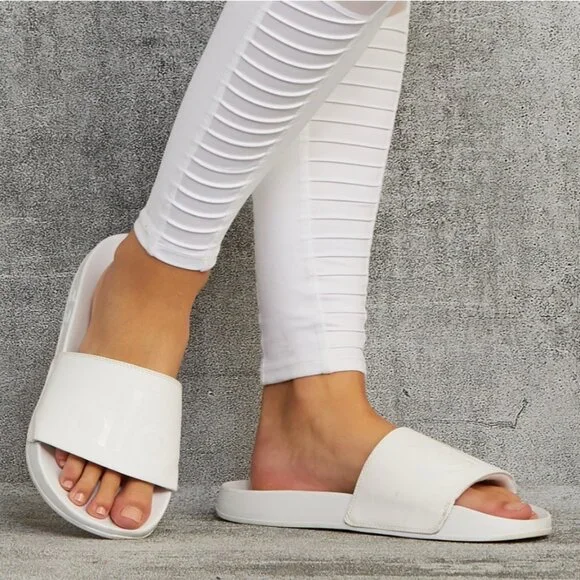 Alo Yoga☆ Unisex It Slide ホワイト ユニセックス サンダル